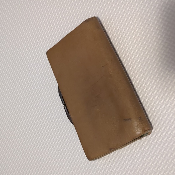 LEATHER  Tan / green  wallet - Picture 4 of 6